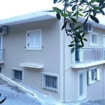 Hotel Angela 3*