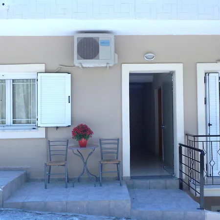 Angela Loutra Edipsou (Evia)