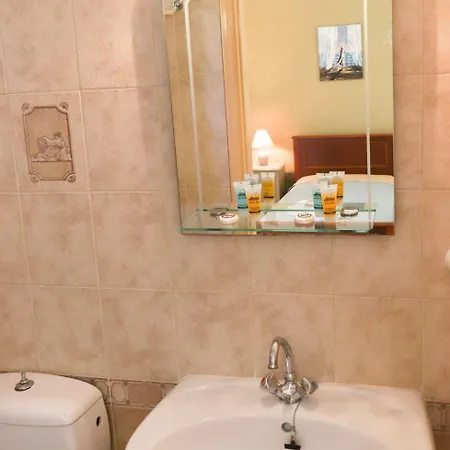 Angela Loutra Edipsou (Evia)